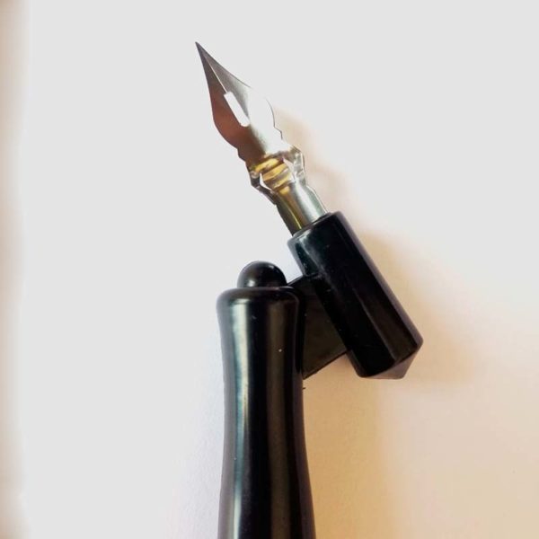 Ручка для каллиграфии с наклонным пером